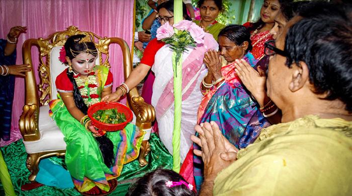 মহাঅষ্টমীতে মহা আয়োজনে গাইবান্ধায় হলো কুমারী পূজা