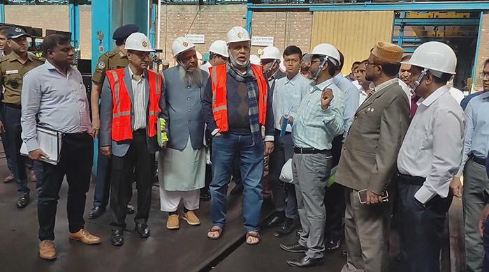 ‘বিগত সরকার রেলের উন্নয়নের নামে কোটি কোটি টাকা অপচয় করেছে’ ‘বিগত সরকার রেলের উন্নয়নের নামে কোটি কোটি টাকা অপচয় করেছে’