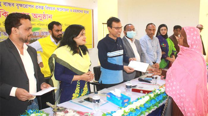 ফুলবাড়ীতে বৃক্ষরোপণ প্রকল্প বিষয়ক সভা
