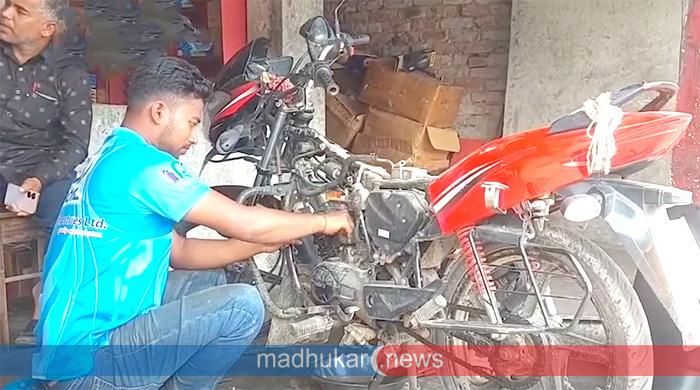 মোটরসাইকেল সার্ভিসিং ও পার্টস ব্যবসায়ীরা চরম দুশ্চিন্তায়