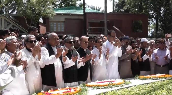 গোপালগঞ্জে আওয়ামী লীগের ৭৪তম প্রতিষ্ঠাবার্ষিকী উদযাপন