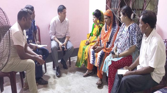 দিনাজপুরে বাল্যবিবাহ থেকে  রক্ষা পেল আনজুম