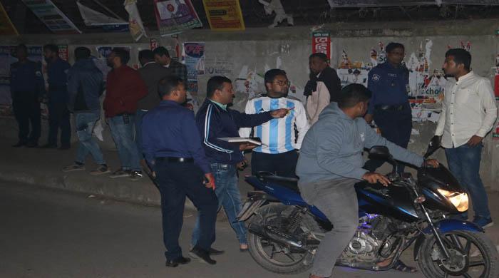  নওগাঁয় ছাত্রলীগ নেতা-কর্মীর উপর ককটেল নিক্ষেপ ॥ আহত ১