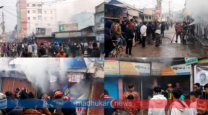 গাইবান্ধায় আগুনে পুড়লো ছাপাখানাসহ ৫ ব্যবসা প্রতিষ্ঠান