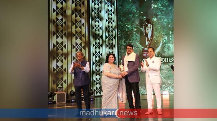 জমকালো আয়োজনে অনুষ্ঠিত মেরিল–প্রথম আলো পুরস্কার ২০২৫