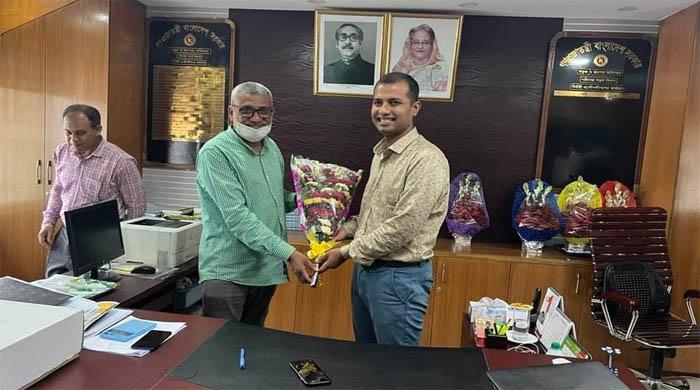 শুদ্ধাচার চর্চায় গাইবান্ধা সওজ অধিদপ্তরের নির্বাহী প্রকৌশলী ফিরোজ আকতার বিশেষ অবদান রাখায় পুরস্কার ভূষিত