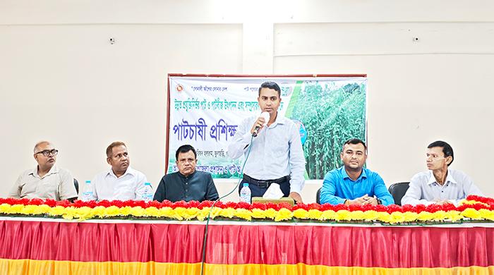 ফুলছড়িতে পাটচাষ সম্প্রসারণে পাটচাষীদের প্রশিক্ষণ অনুষ্ঠিত