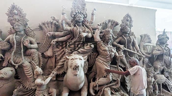 গাইবান্ধায় সাড়ে পাঁচ শতাধিক মন্দির-মণ্ডপে দুর্গোৎসবের প্রস্তুতি