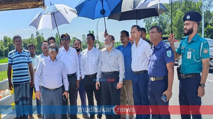 মওলানা ভাসানী সেতু পরিদর্শনে পরিকল্পনা সচিব