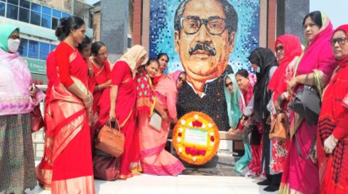 গাইবান্ধায় মহিলা আওয়ামী লীগের ৫৪তম প্রতিষ্ঠাবার্ষিকী পালন