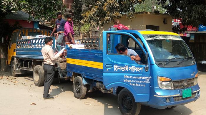 বই বিক্রির তদন্তে প্রতিষ্ঠান প্রধানদের সাক্ষাৎকার নিলেন ডিবি পুলিশ