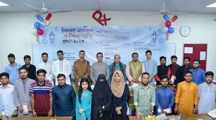 ঢাবির ২০ শিক্ষার্থীকে শিাবৃত্তি দিল ডুসালস