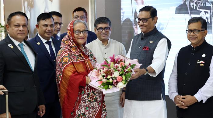 বেলজিয়াম থেকে দেশে ফিরলেন প্রধানমন্ত্রী