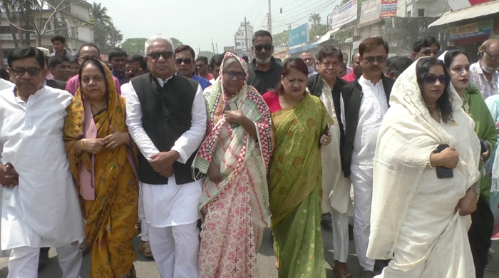  গাইবান্ধা জেলা আওয়ামী লীগের পরিচিতি সভা ও বর্ণাঢ্য শোভাযাত্রা