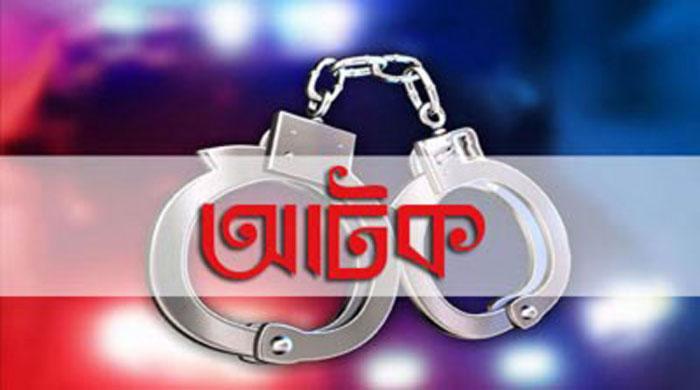 গোবিন্দগঞ্জে টাকা ও মোবাইল ছিনতাইয়ের অভিযোগে ২ যুবককে