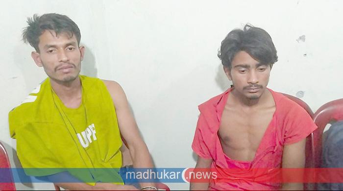 গোবিন্দগঞ্জে প্রাইভেটকারে ছাগল চুরির সময় দুই চোর আটক