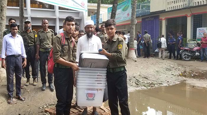 বুধবার সুন্দরগঞ্জ ও সাদুল্লাপুর উপজেলা পরিষদ নির্বাচন