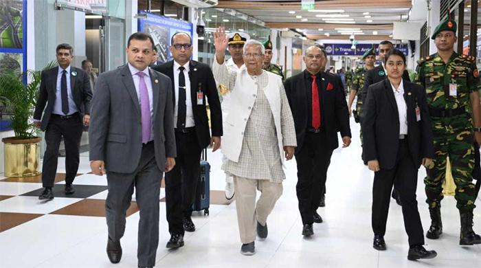 জাপানে পৌঁছেছেন প্রধান উপদেষ্টা জাপানে পৌঁছেছেন প্রধান উপদেষ্টা