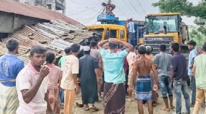 লালমনিরহাটে অটোরিকশাকে ট্রাকের চাপা, নিহত ৩