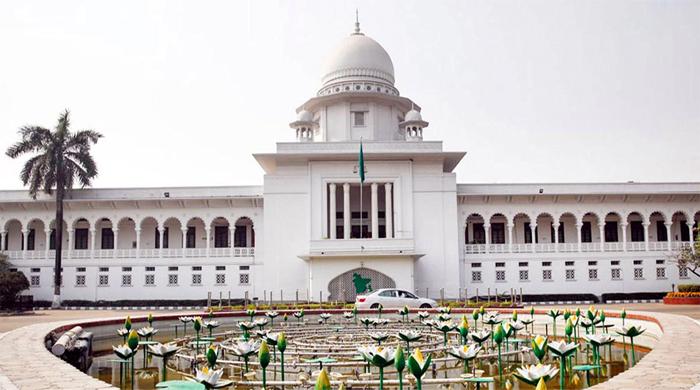 আওয়ামী লীগসহ ১১ দলকে রাজনৈতিক কার্যক্রম থেকে বিরত রাখতে রিট