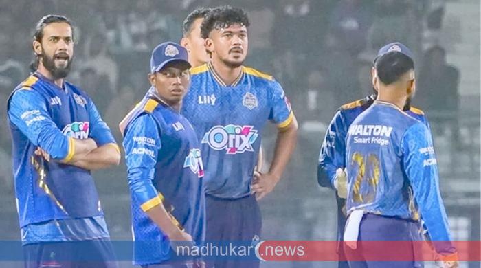 বকেয়া না মেটালে ঢাকা ক্যাপিটালসের বিপক্ষে কঠোর পদক্ষেপ নেবে বিসিবি