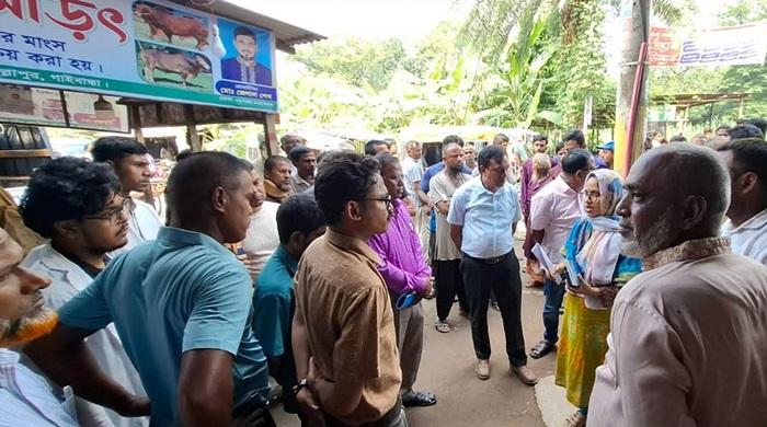 অসুস্থ গরু জবাই, মাংস বিক্রির অভিযোগে জরিমানা