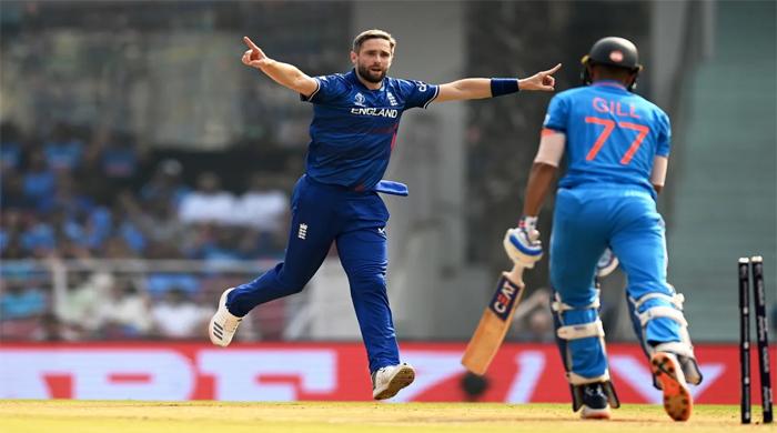 ইংল্যান্ডের বিপক্ষে টস হেরে ব্যাটিংয়ে ভারত