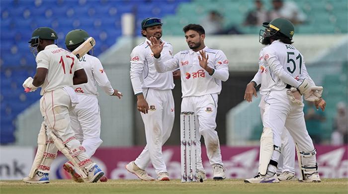 ১৭ মাস পর দেশের মাটিতে টেস্ট জয় বাংলাদেশের
