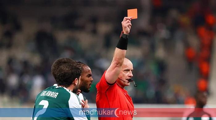 ২০২৬ বিশ্বকাপে ‘মুখ ঢেকে’ কথা বললেই লাল কার্ড