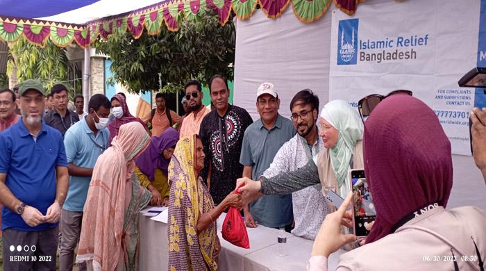 এসকেএস ফাউণ্ডেশনের উদ্যোগে ২ হাজার ৭৩০ অসহায় মানুষ পেল কোরবানির মাংস