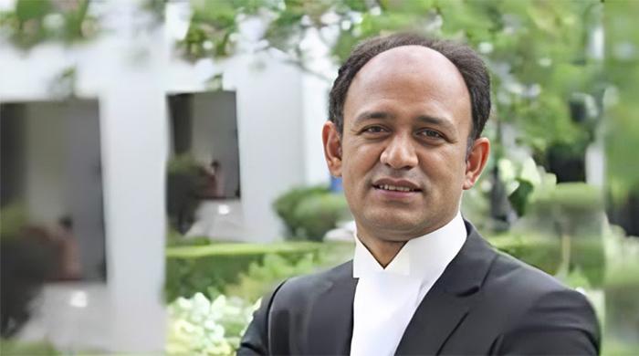 নিরাপত্তাহীনতার কথা জানিয়ে ব্যারিস্টার সুমনের জিডি