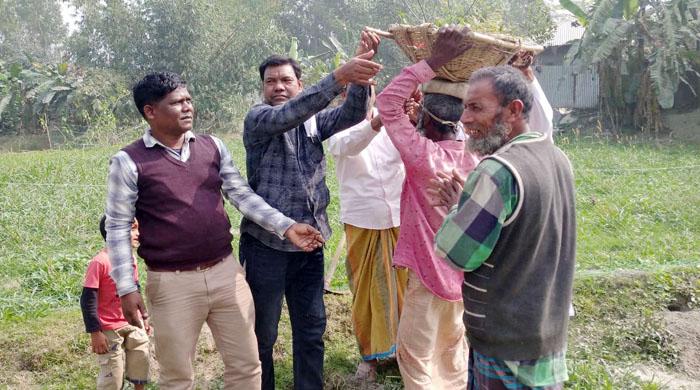 ফুলছড়ির চরাঞ্চলে বন্যায় ক্ষতিগ্রস্ত অসহায় মানুষের কর্মসংস্থানে কর্মসূচি 