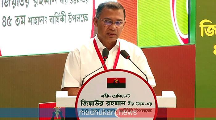 সামনে কঠিন সময়, হেসেখেলে কাটালে দেশ ক্ষতিগ্রস্ত হবে : প্রধানমন্ত্রী