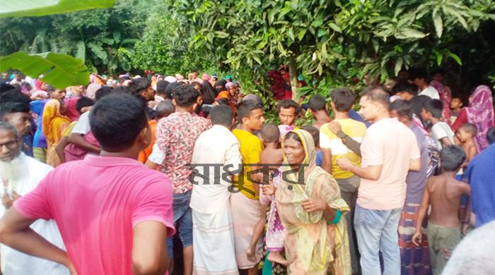 মহিমাগঞ্জে নিখোঁজের ১৮ ঘণ্টা পর কিশোরীর লাশ উদ্ধার, আটক ১