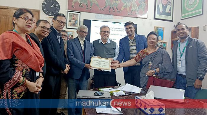 নাগরিক উদ্যোগ মিডিয়া ফেলোশিপ পেলেন সময়ের আলোর কায়সার রহমান রোমেল